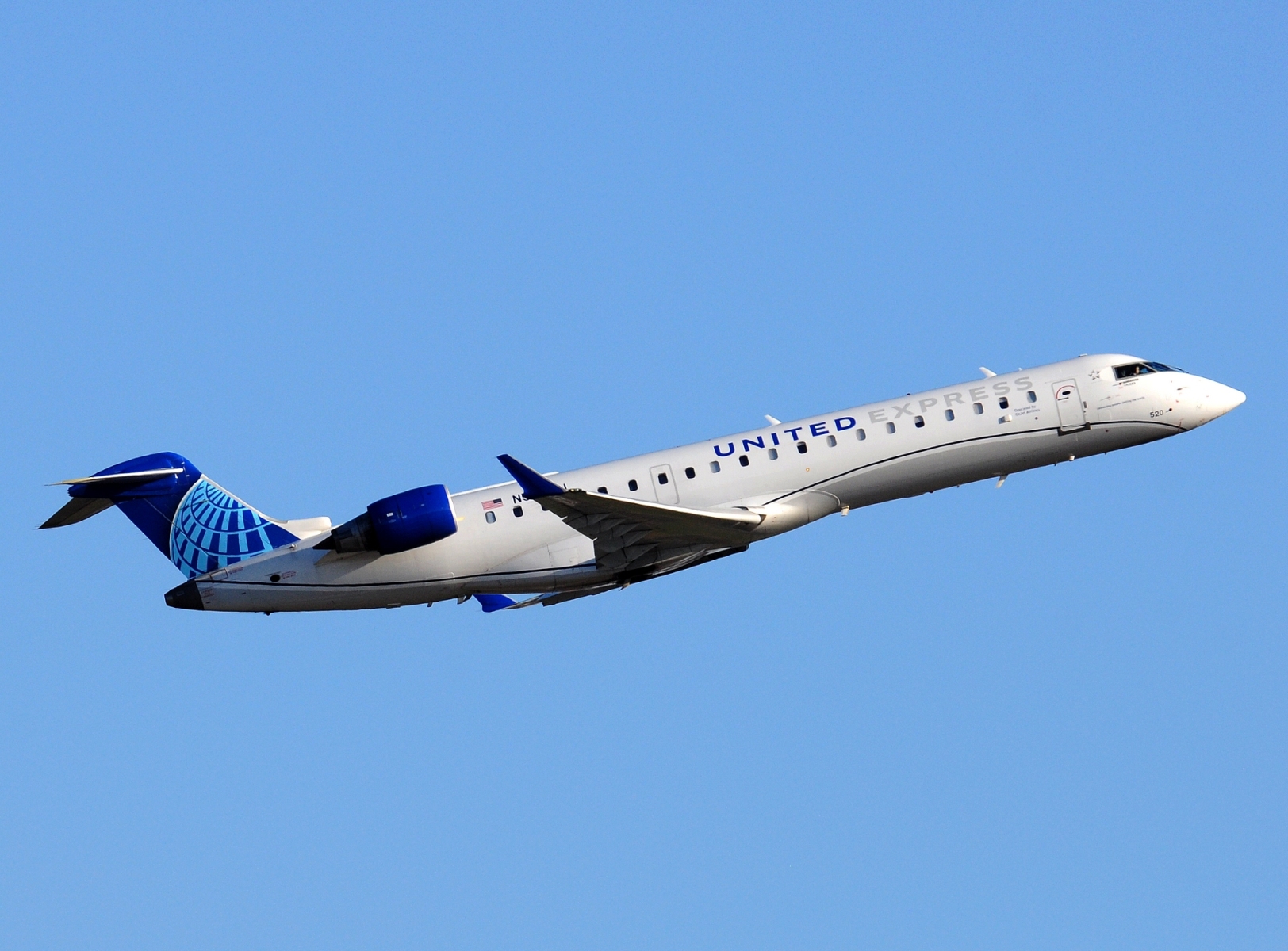 N520GJ - CRJ-550 - United Express - EWR - 02-11-2023