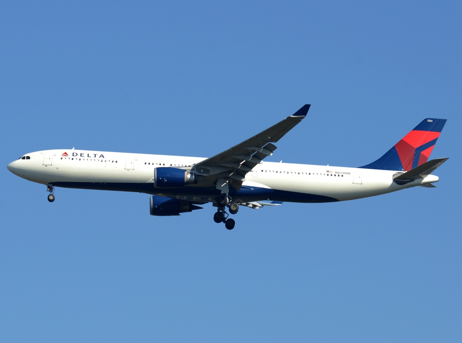N824NW - A330-302 - Delta Air Lines - JFK - 28-10-2023