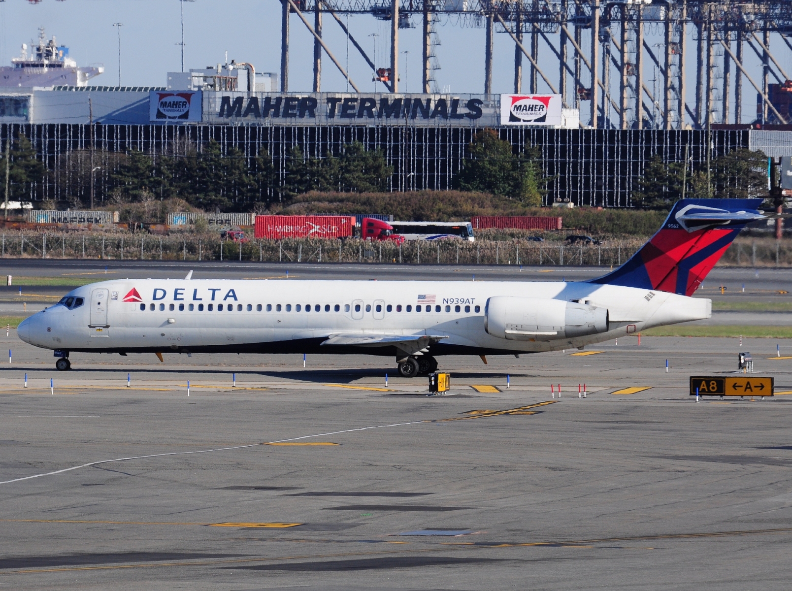N939AT - 717-2BD - Delta Air Lines - EWR - 02-11-2023