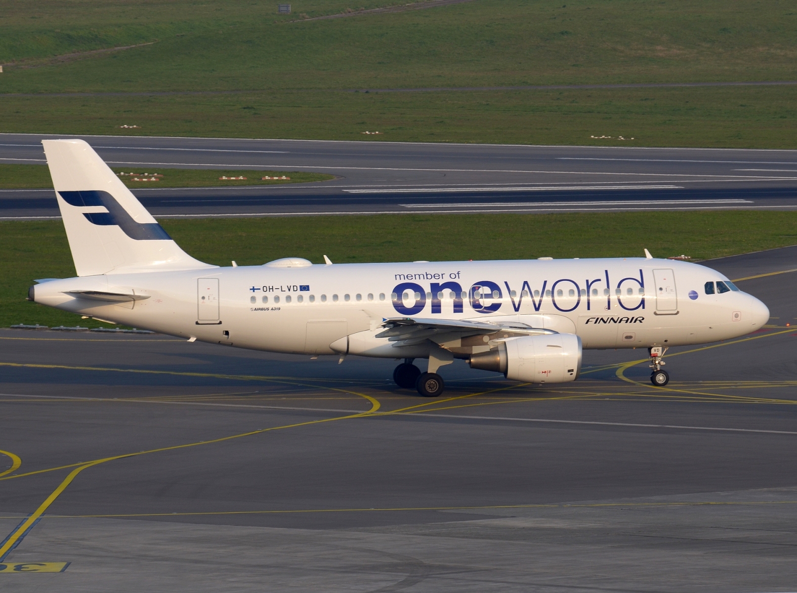 OH-LVD - A319-112 - Finnair - BRU - 18-04-2023