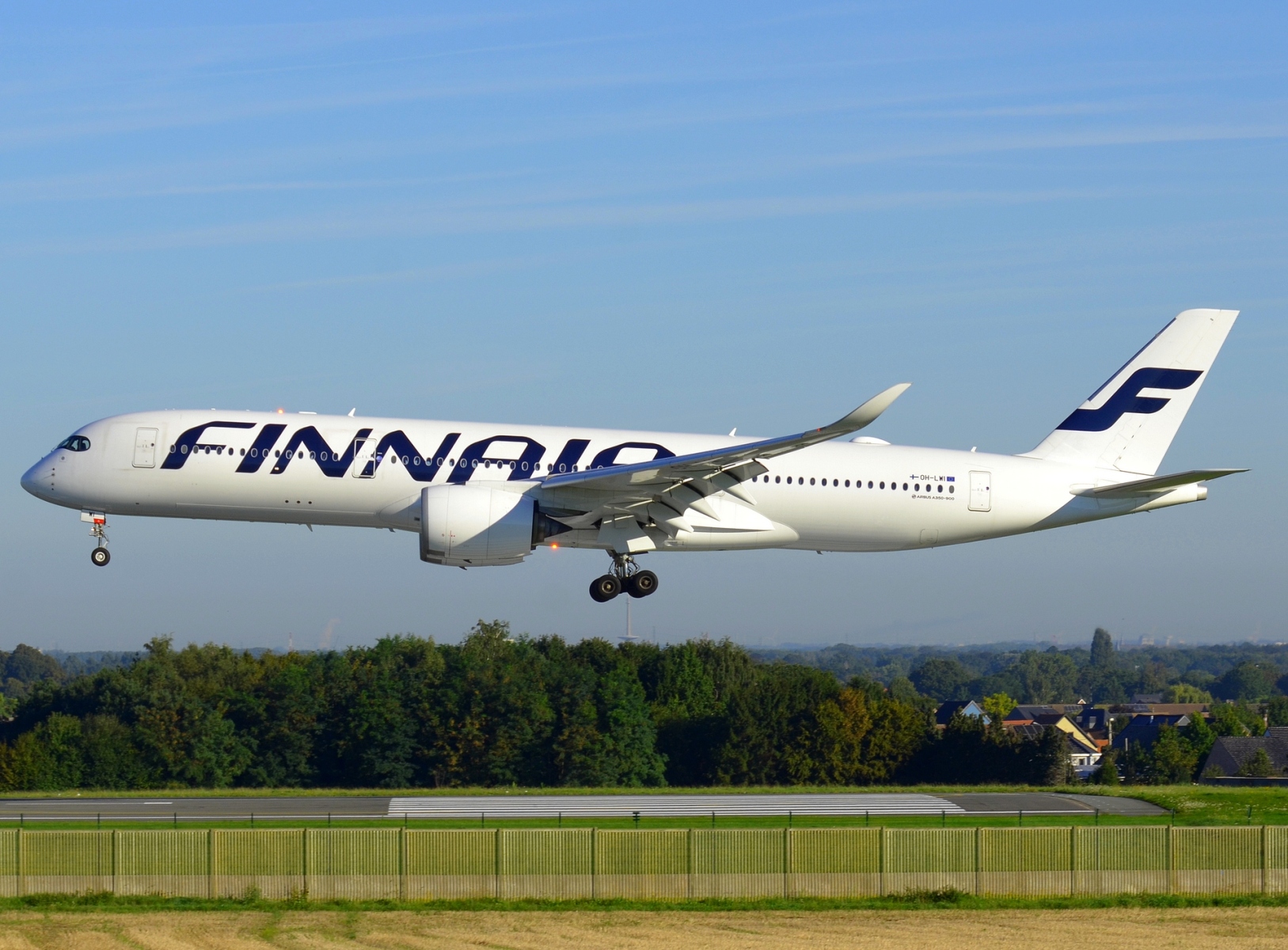 OH-LWI - A350-941 - Finnair - BRU - 06-09-2023