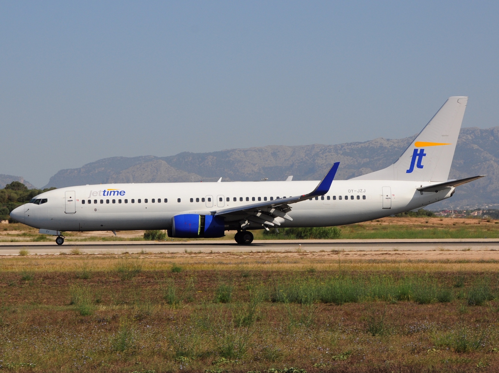 OY-JZJ - 737-82R(WL) - JetTime - PMI - 24-06-2023