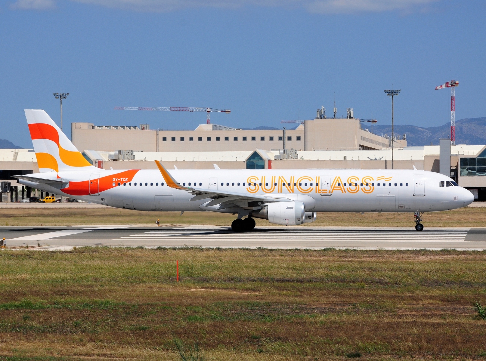 OY-TCE - A321-211(WL) - Sunclass Airlines - PMI - 23-06-2023