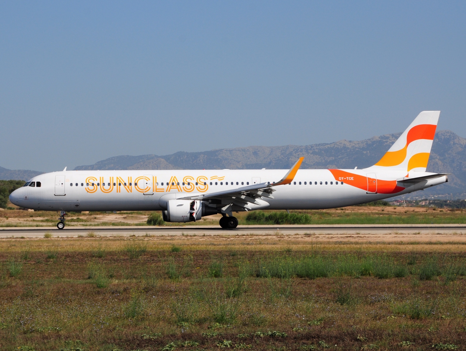 OY-TCE - A321-211(WL) - Sunclass Airlines - PMI - 24-06-2023