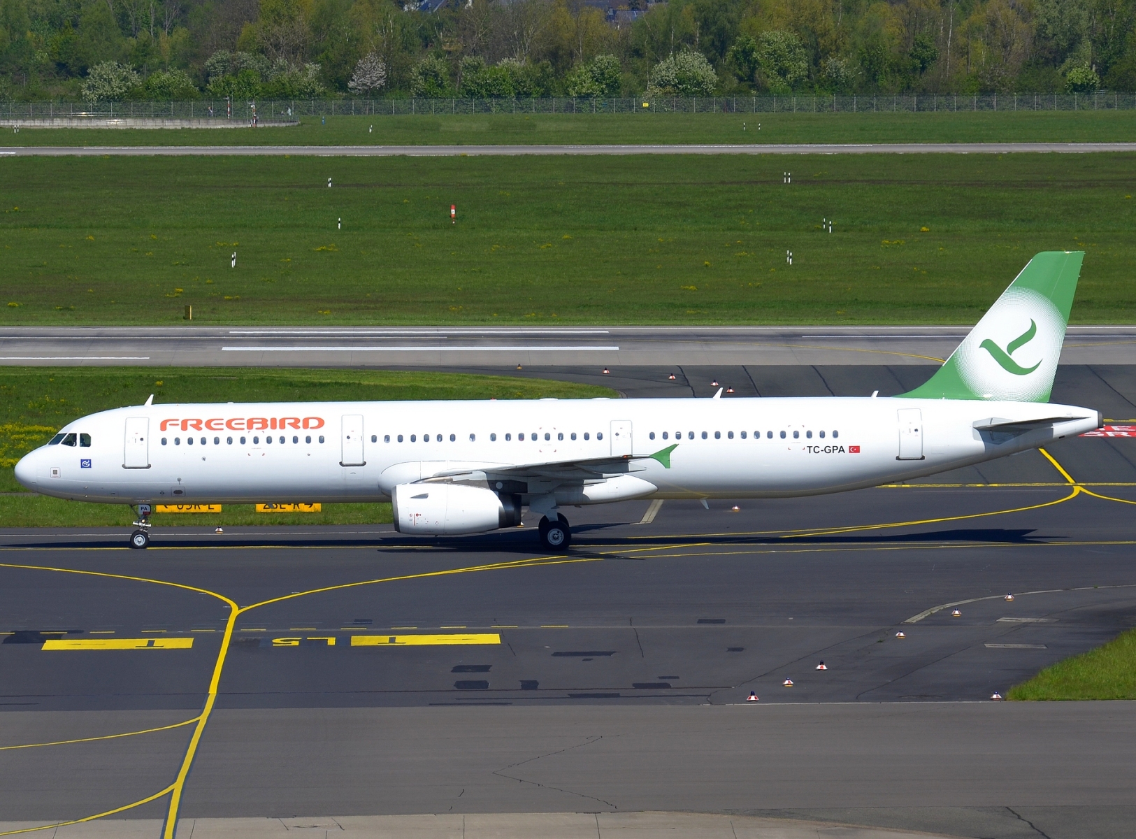 TC-GPA - A321-231 - Freebird Airlines - DUS - 30-04-2023