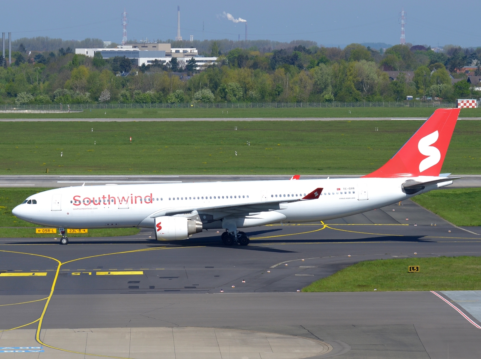 TC-GRB - A330-223 - Southwind Airlines - DUS - 30-04-2023b