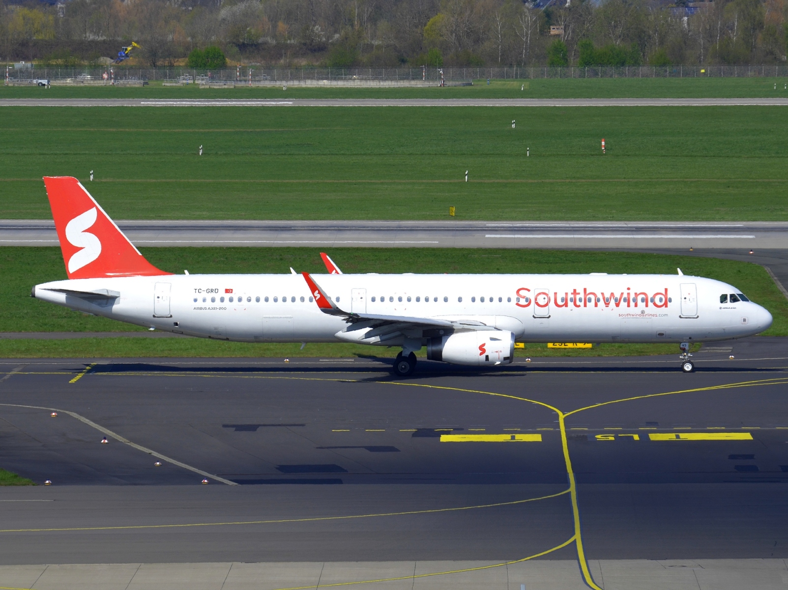 TC-GRD - A321-231(WL) - Southwind Airlines - DUS - 05-04-2023b