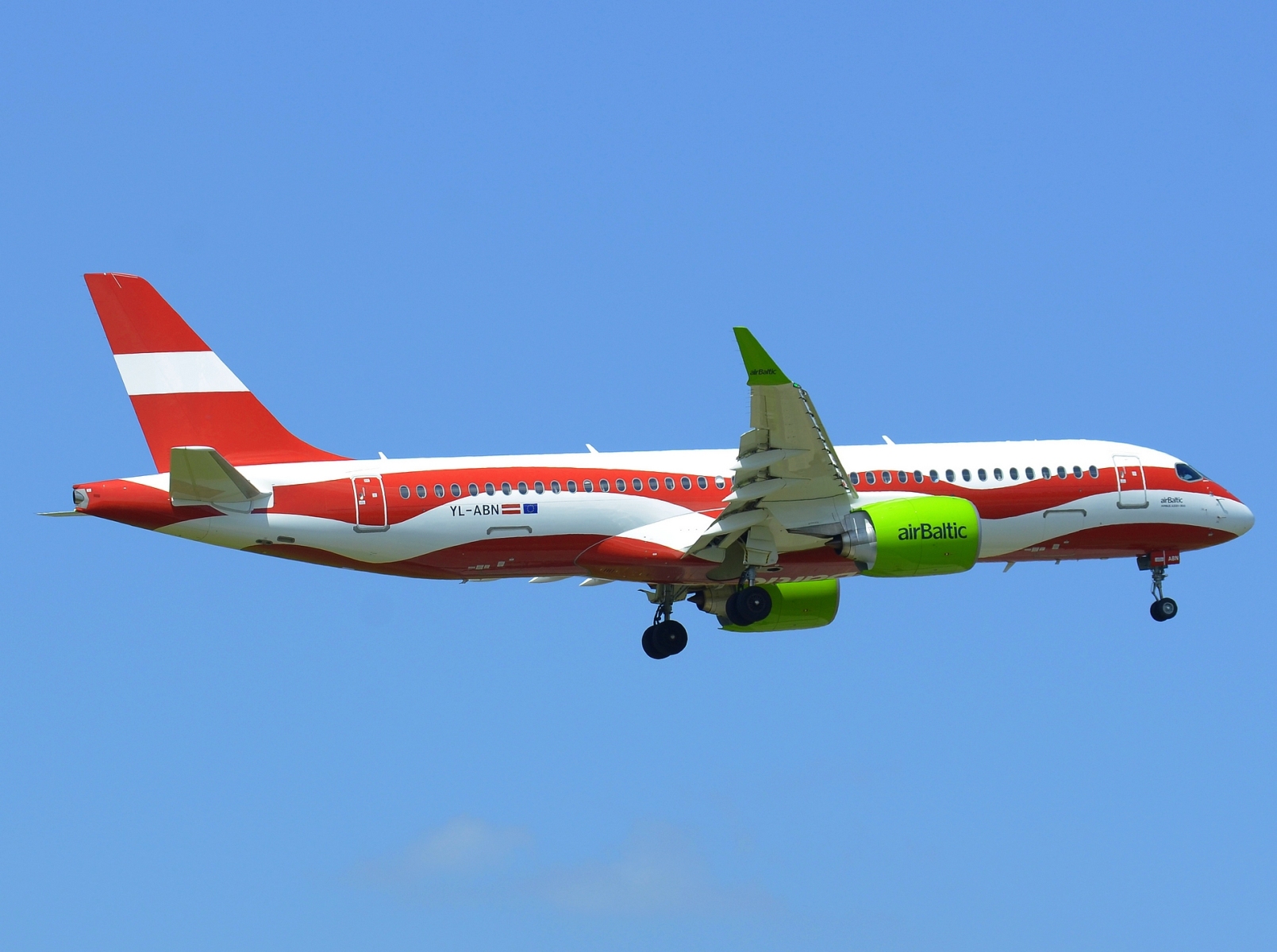 YL-ABN - A220-300 - Air Baltic - FRA - 26-05-2023