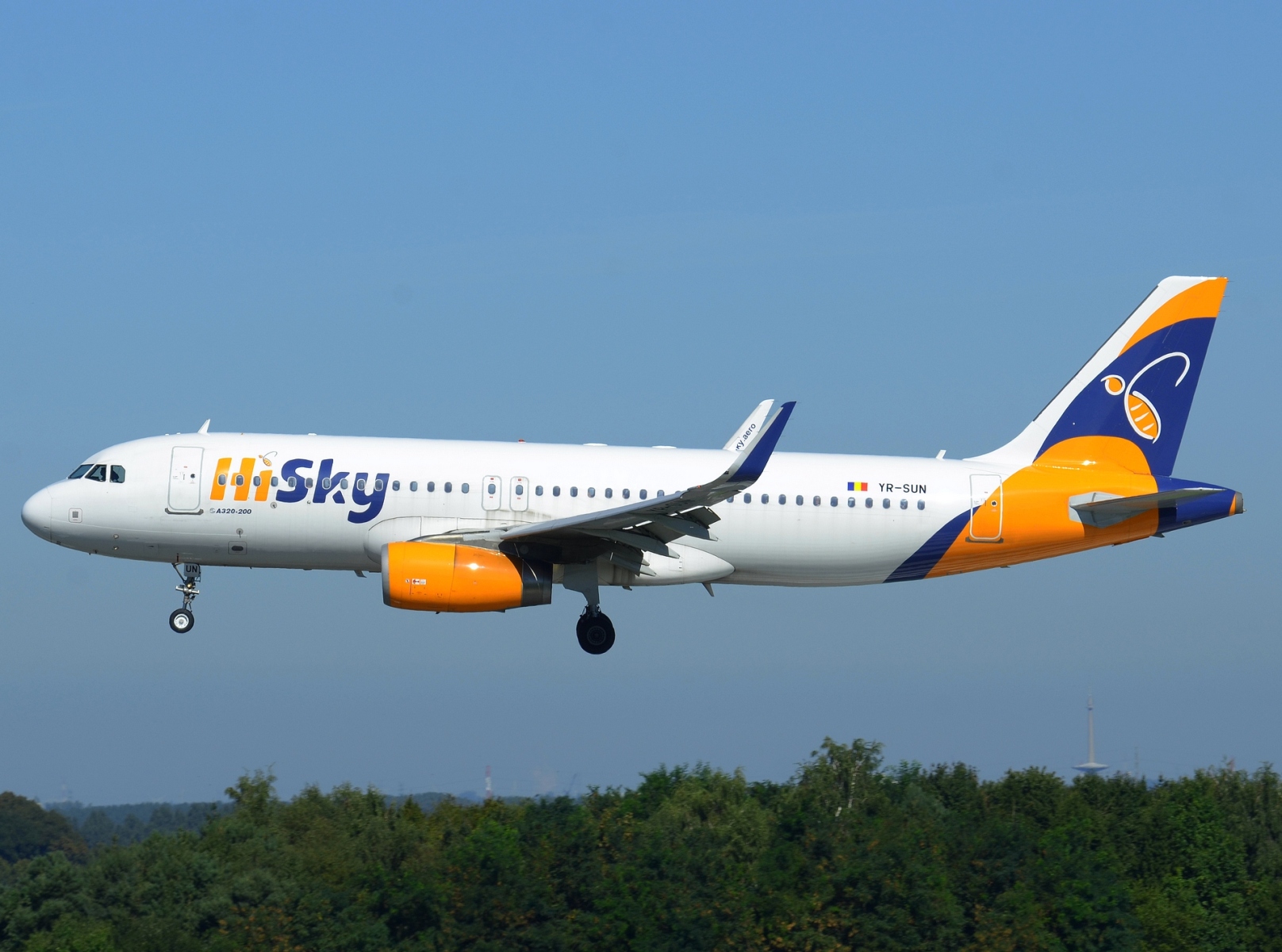 YR-SUN - A320-232(WL) - HiSky - BRU - 06-09-2023