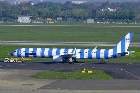 D-ABOI - 757-330(WL) - Condor - DUS - 30-04-2023