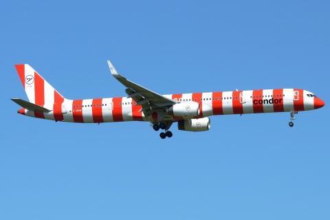 D-ABOM - 757-330(WL) - Condor - FRA - 25-05-2023