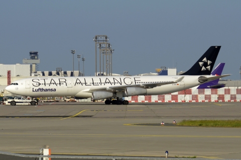 D-AIGV - A340-313 - Lufthansa - FRA - 25-05-2023