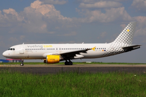 EC-JYX - A320-214 - Vueling - BRU - 13-05-2023