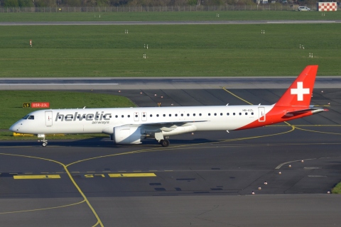 HB-AZL - ERJ-195-E2 (ERJ-190-400 STD) - Helvetic Airways - DUS - 05-04-2023
