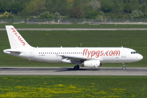 LY-MLG - A320-232 - Pegasus - DUS - 30-04-2023b