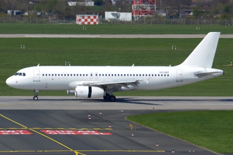 LY-VUT - A320-232 - Heston Airlines - DUS - 05-04-2023
