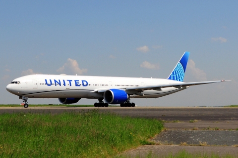 N2251U - 777-300(ER) - United Airlines - BRU - 23-05-2023