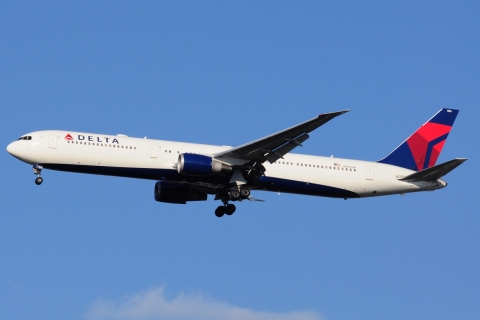 N840MH - 767-432(ER) - Delta Air Lines - JFK - 28-10-2023