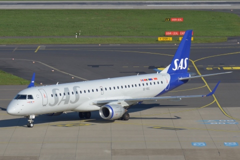 SE-RSL - ERJ-195LR (ERJ-190-200 LR) - SAS Link - DUS - 05-04-2023b