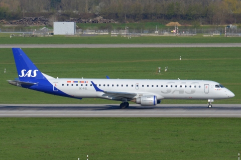 SE-RSL - ERJ-195LR (ERJ-190-200 LR) - SAS Link - DUS - 05-04-2023c