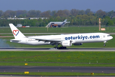 TC-MGG - 777-3ZG(ER) - MG (Mavi Gok) Aviation - DUS - 30-04-2023