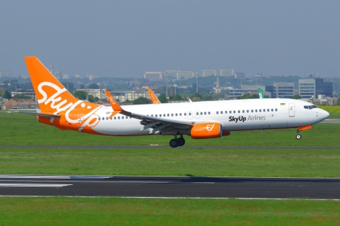 UR-SQB - 737-8H6(WL) - SkyUp Airlines - BRU - 13-05-2023