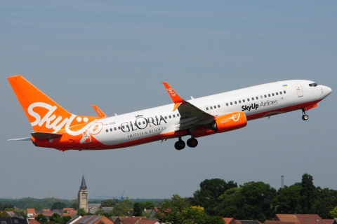 UR-SQC - 737-8H6(WL) - SkyUp Airlines - BRU - 01-06-2023