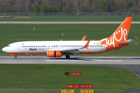 UR-SQQ - 737-8Q8(WL) - SkyUp Airlines - DUS - 05-04-2023