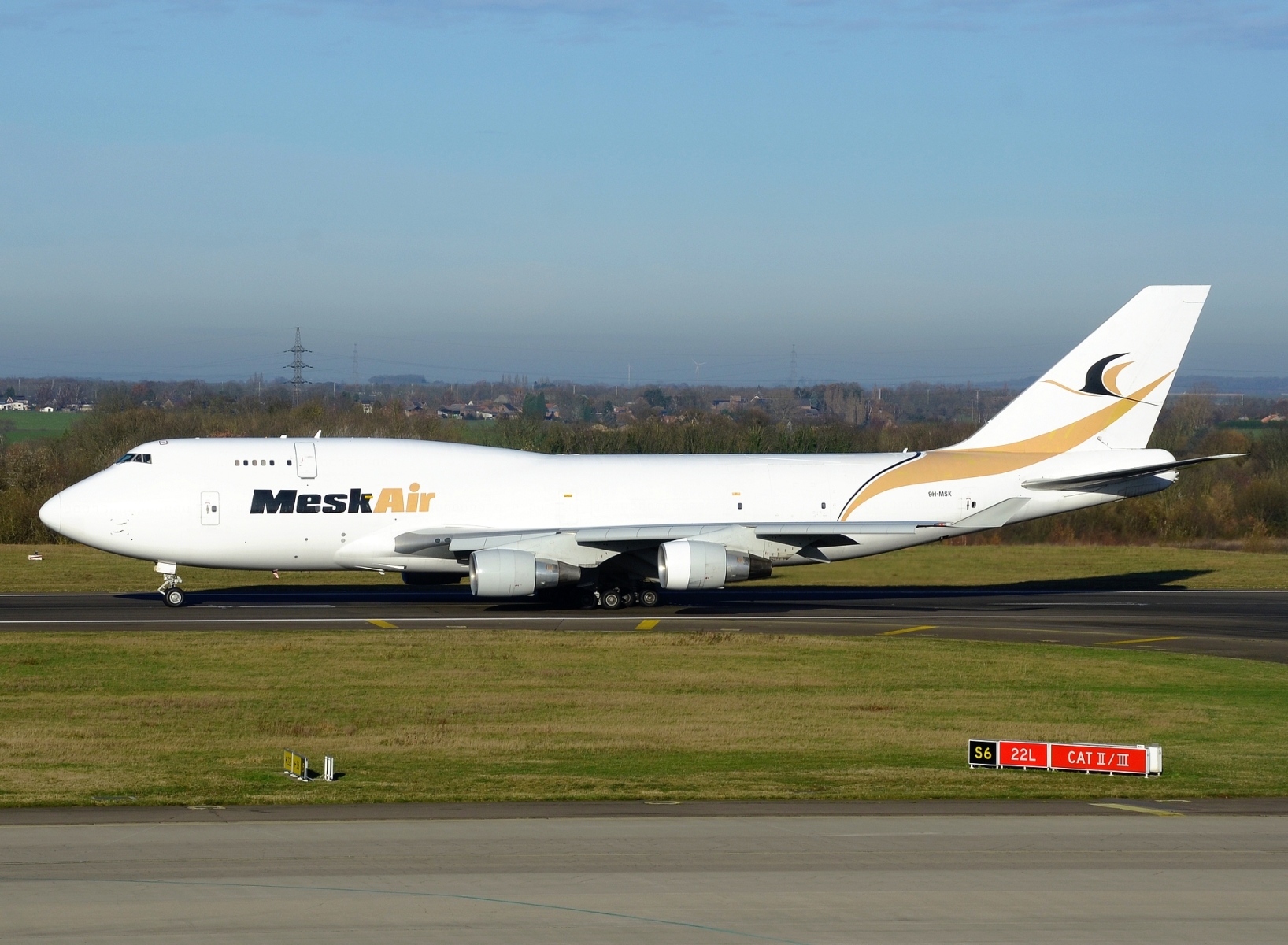 9H-MSK - 747-4H6 - MeskAir - LGG - 30-11-2024d
