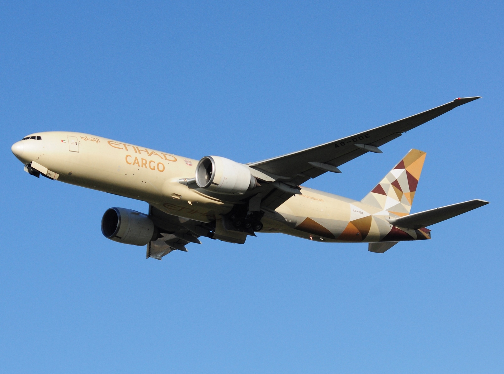 A6-DDE - 777-FFX - Etihad Airways - LGG - 05-11-2024