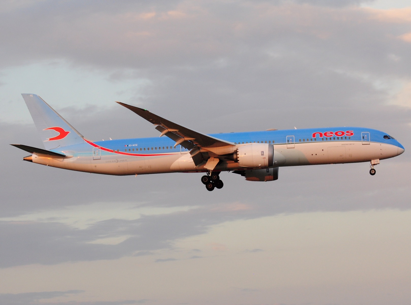 EI-NYE - 787-9 Dreamliner - NEOS - FCO - 03-09-2024