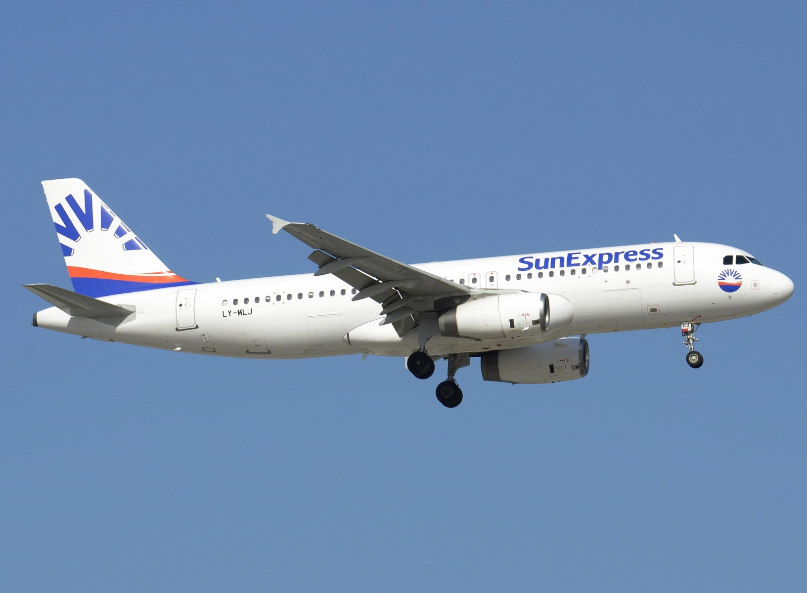 LY-MLJ - A320-232 - SunExpress - AYT - 15-06-2024