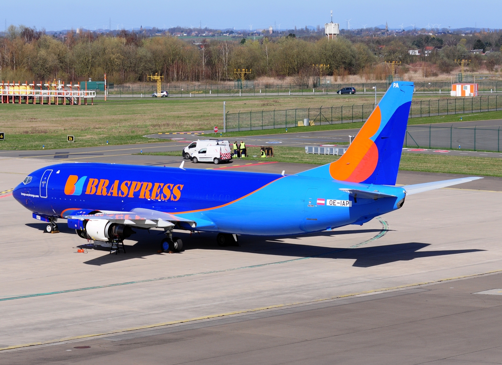 OE-IAP - 737-4M0 - Braspress Air Cargo - LGG - 14-03-2024