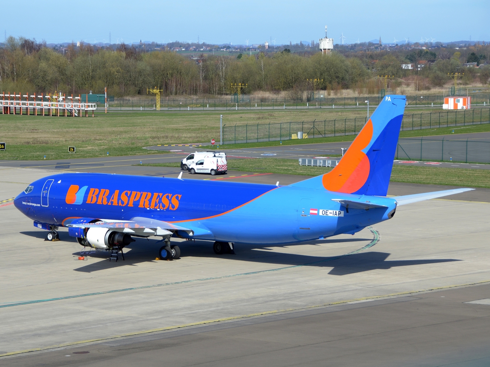 OE-IAP - 737-4M0 - Braspress - LGG - 14-03-2024b