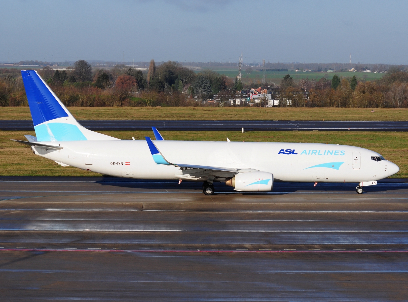 OE-IXN - 737-8EH(WL) - ASL Aviation Holdings DAC - LGG - 28-11-2024