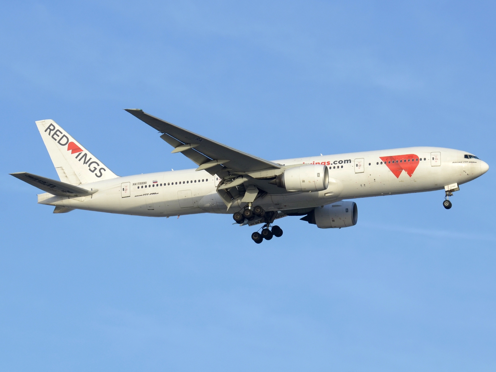 RA-73330 - 777-21H(ER) - Red Wings - AYT - 15-06-2024