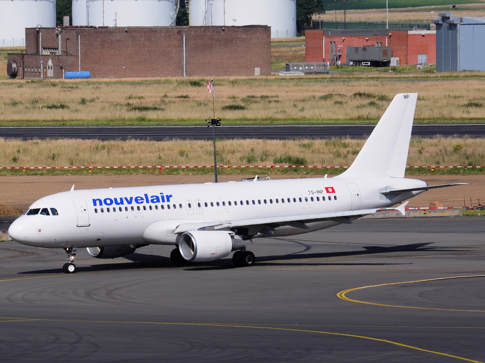 TS-INP - A320-214 - Nouvelair Tunisie - BRU - 28-06-2024