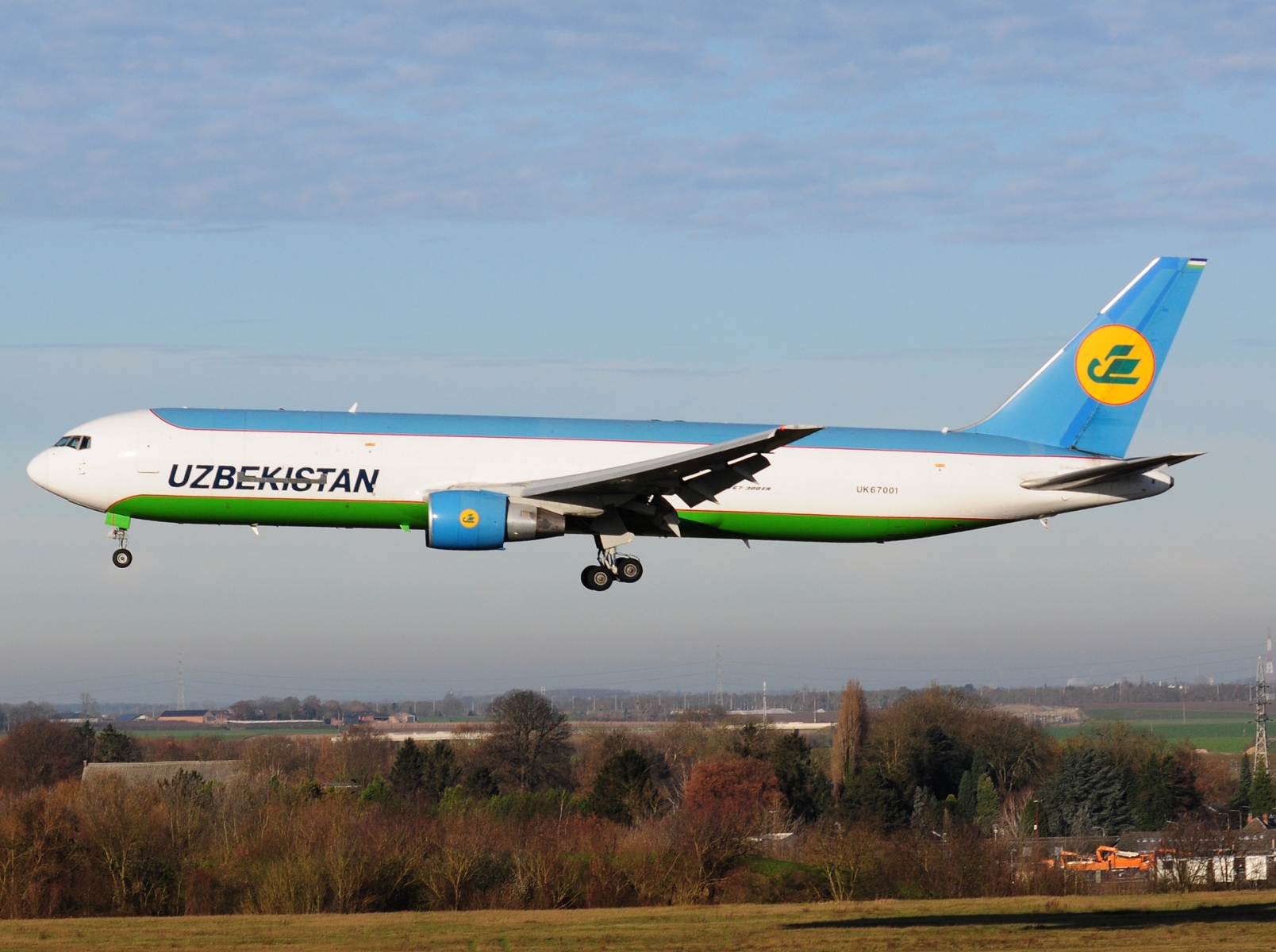 UK67001 - 767-33P(ER) - Uzbekistan Airways - LGG - 30-11-2024