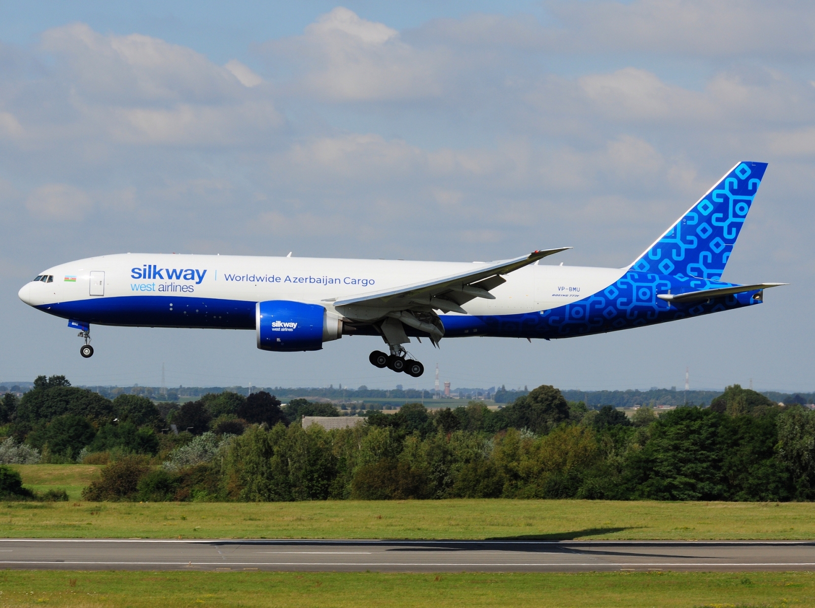 VP-BMU - 777F - Silk Way West Airlines - LGG - 15-09-2024