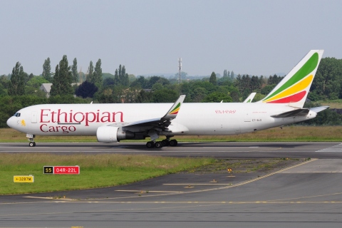 ET-ALO - 767-360(ER) - Ethiopian Airlines - LGG - 06-06-2024b