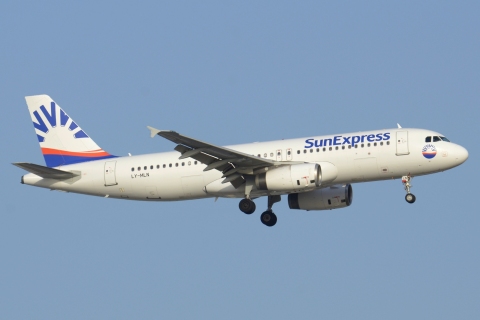 LY-MLN - A320-232 - SunExpress - AYT - 13-06-2024
