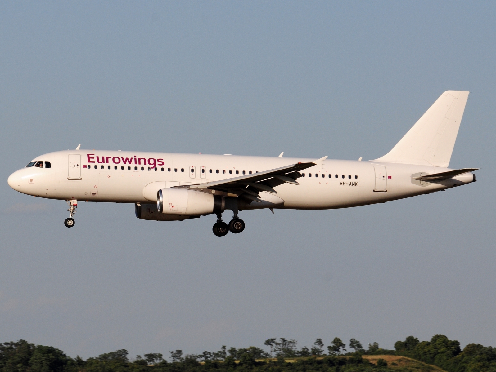9H-AMK - A320-232 - Eurowings - VIE - 25-06-2025
