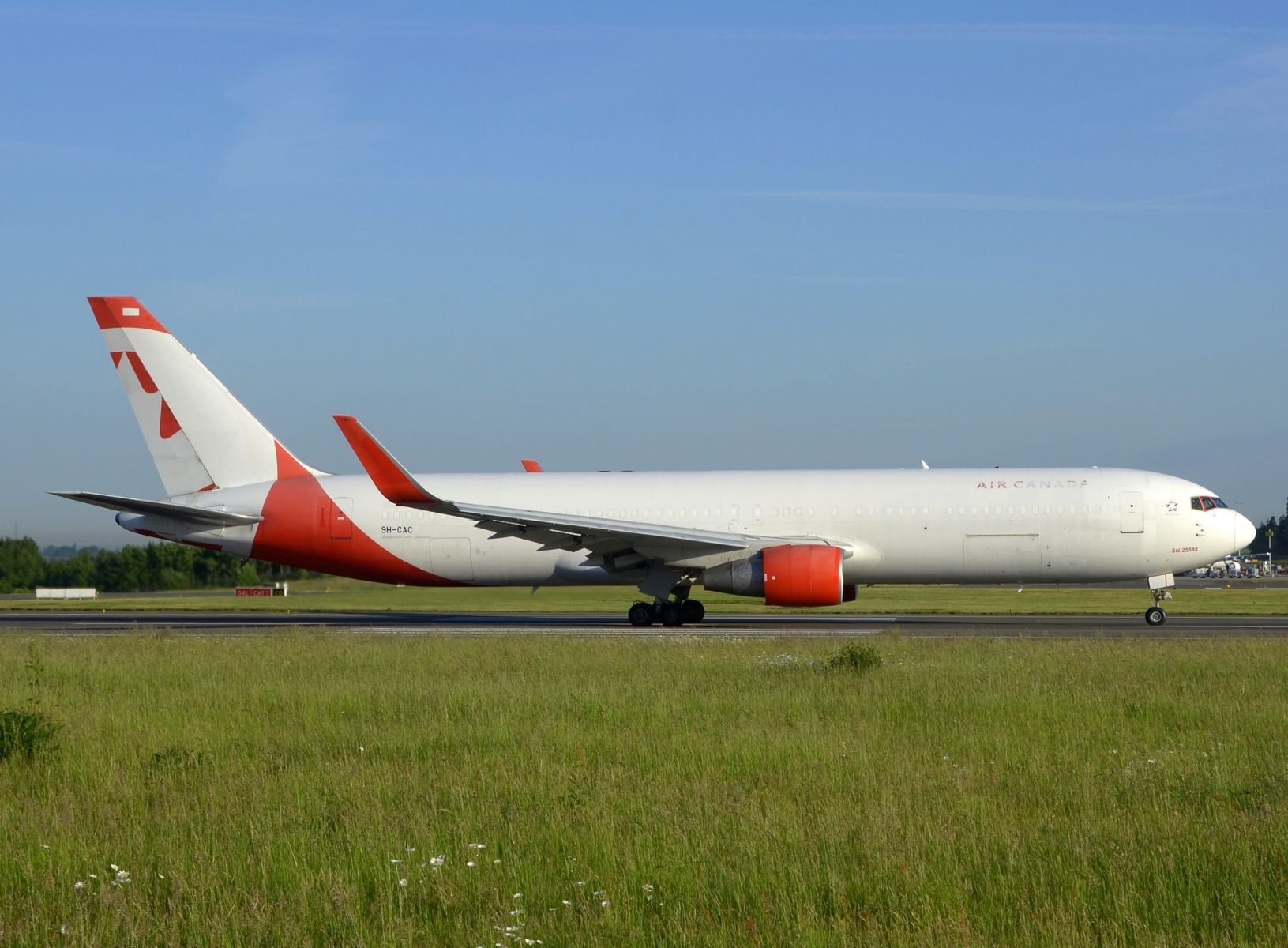 9H-CAC - 767-333(ER)(WL) - Challenge Airlines Malta - LGG - 20-05-2025b