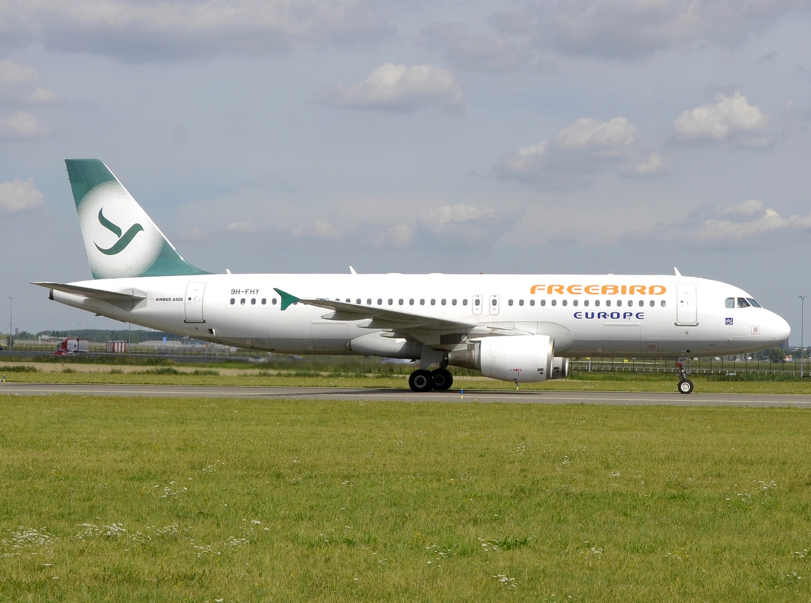 9H-FHY - A320-214 - Freebird Airlines Europe - AMS - 25-08-2025