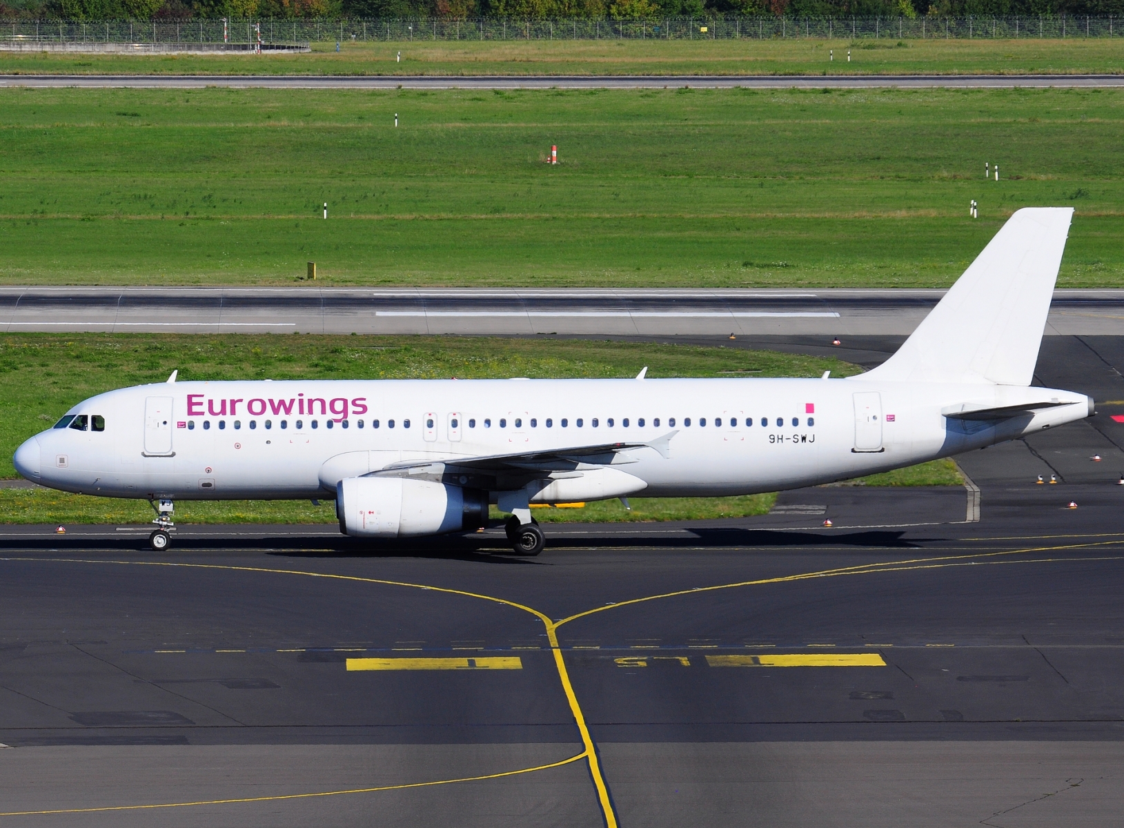 9H-SWJ - A320-232 - Eurowings - DUS - 19-08-2025