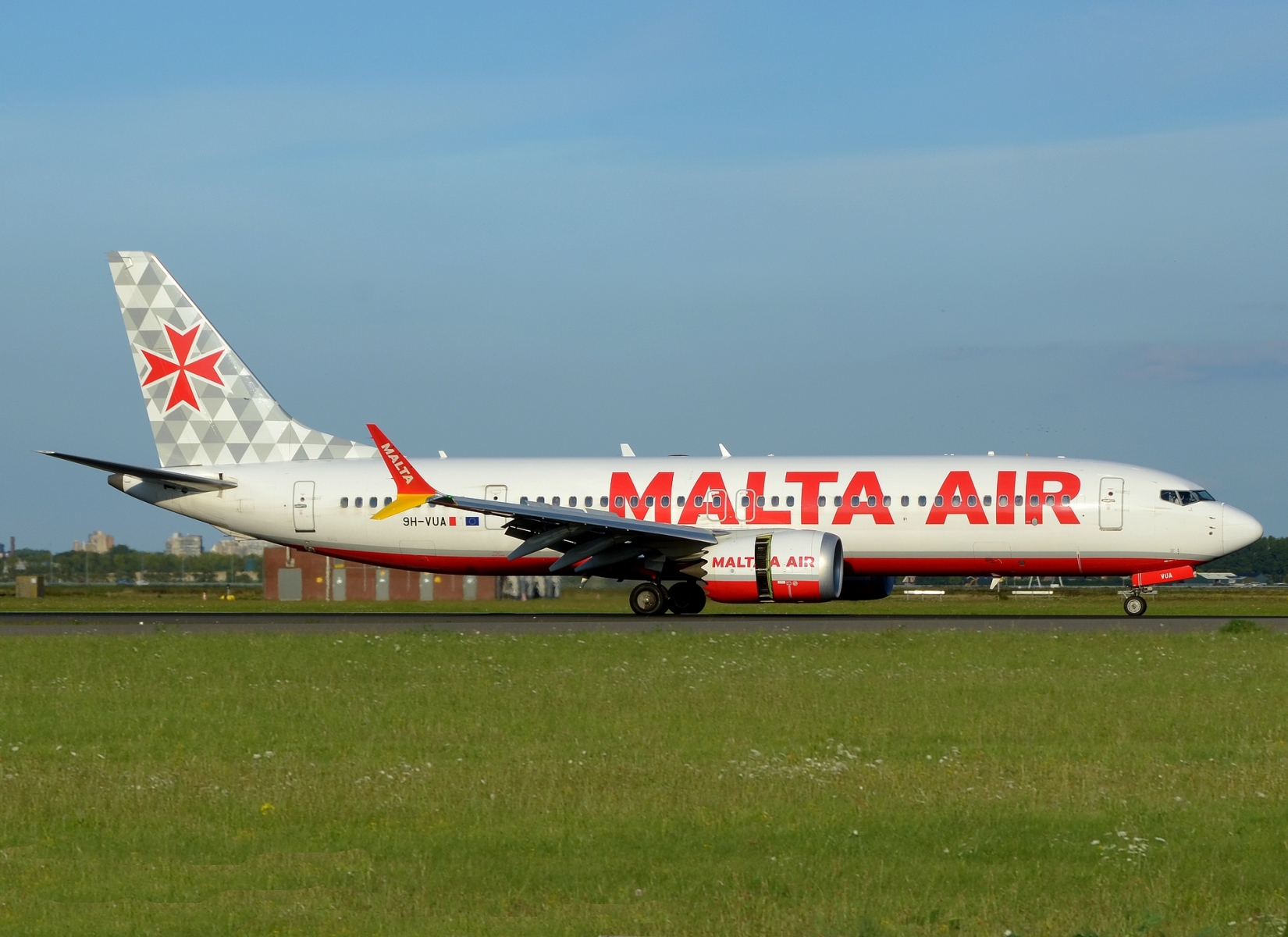 9H-VUA - 737-8-200 MAX - Malta Air - AMS - 25-08-2025