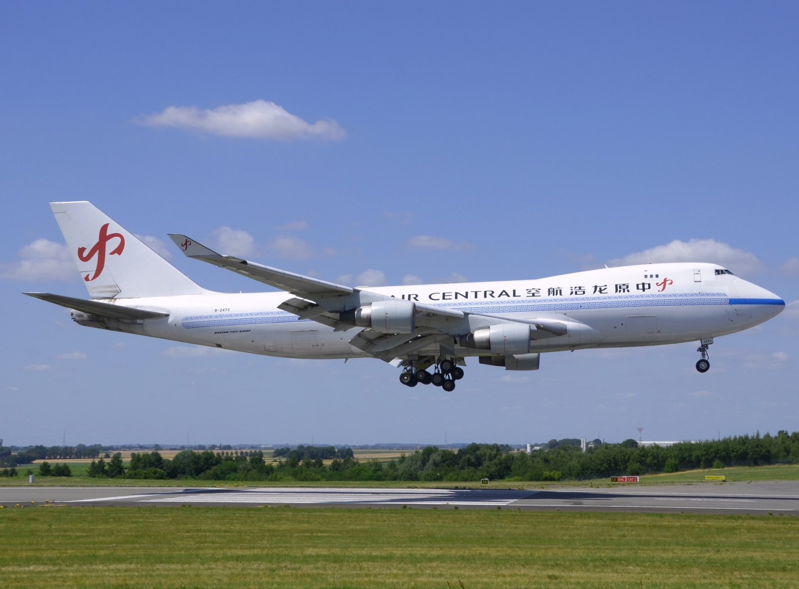 B-2473 - 747-41BF - China Central Longhao Airlines - LGG - 03-07-2025