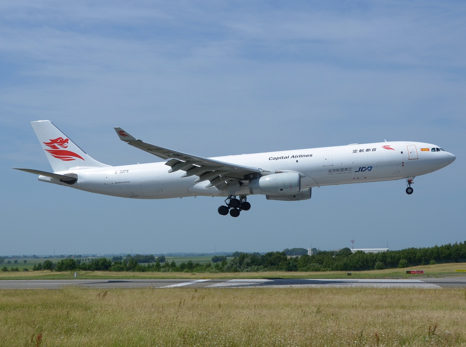 B-32FE - A330-343 - Capital Airlines Beijing - LGG - 12-06-2025