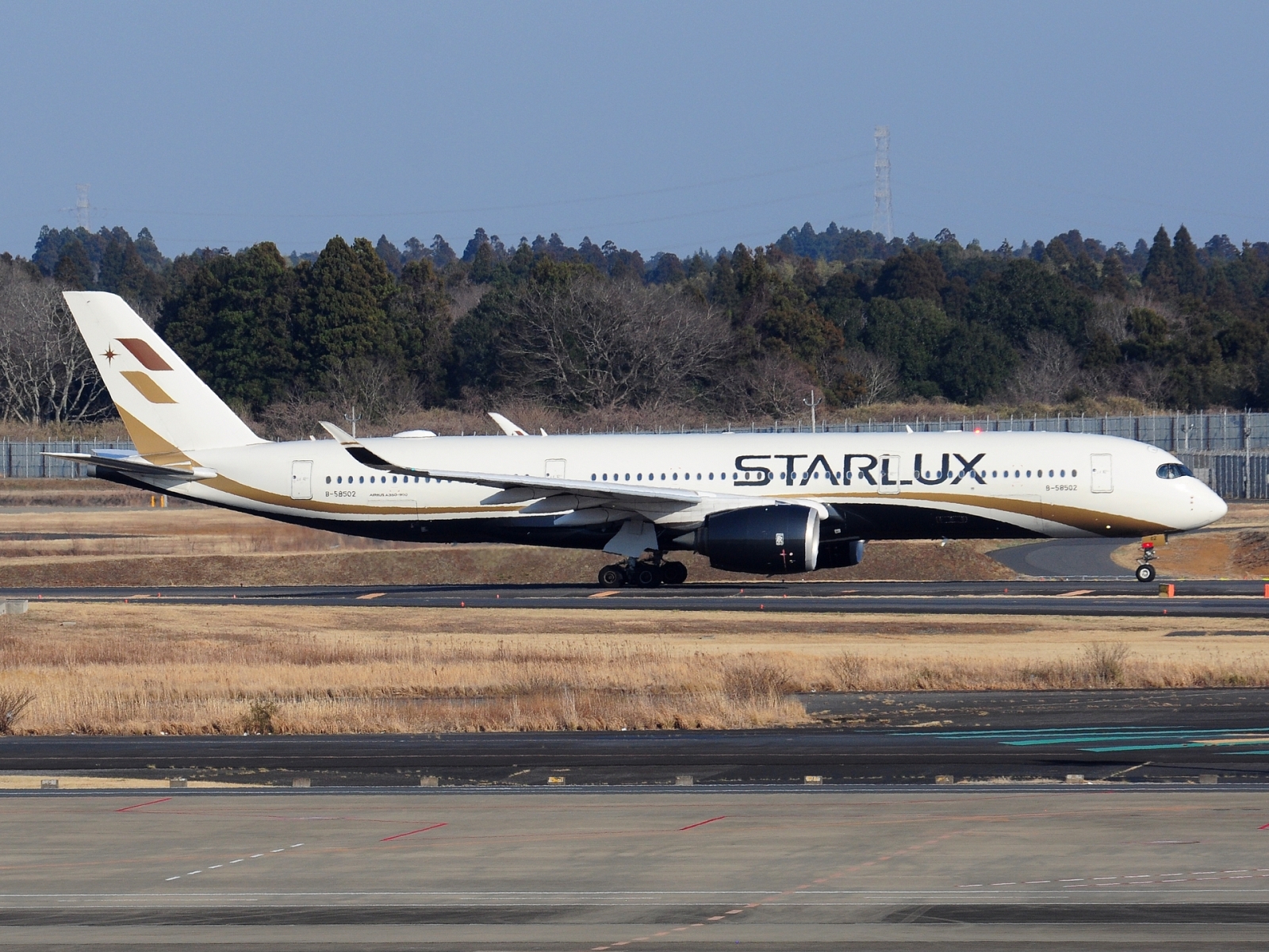 B-58502 - A350-941 - Starlux Airlines - NRT - 21-03-2025