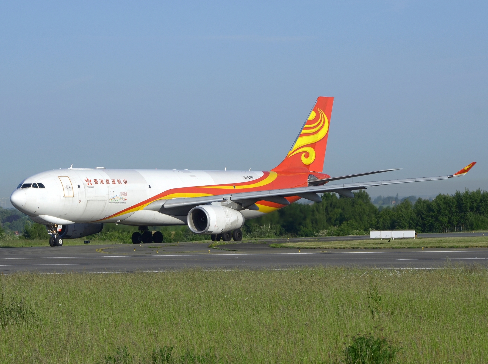 B-LNX - A330-243F - Hong Kong Air Cargo - LGG - 20-05-2025